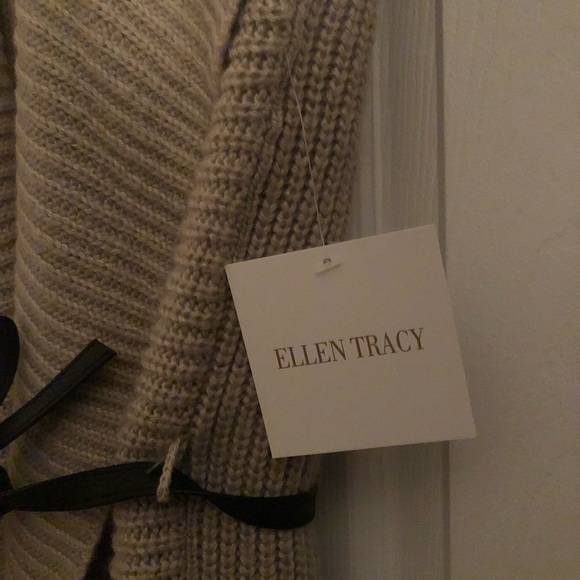 Ellen Tracy, size medium, Wrap Sweater - Picture 8 of 8
